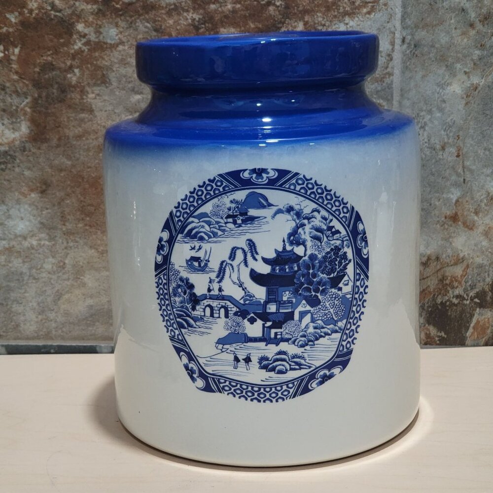 Vintage Blue Willow Canister with Lid Storage Jar Large